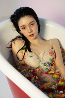 老同学的妻子欧美电影在线播放